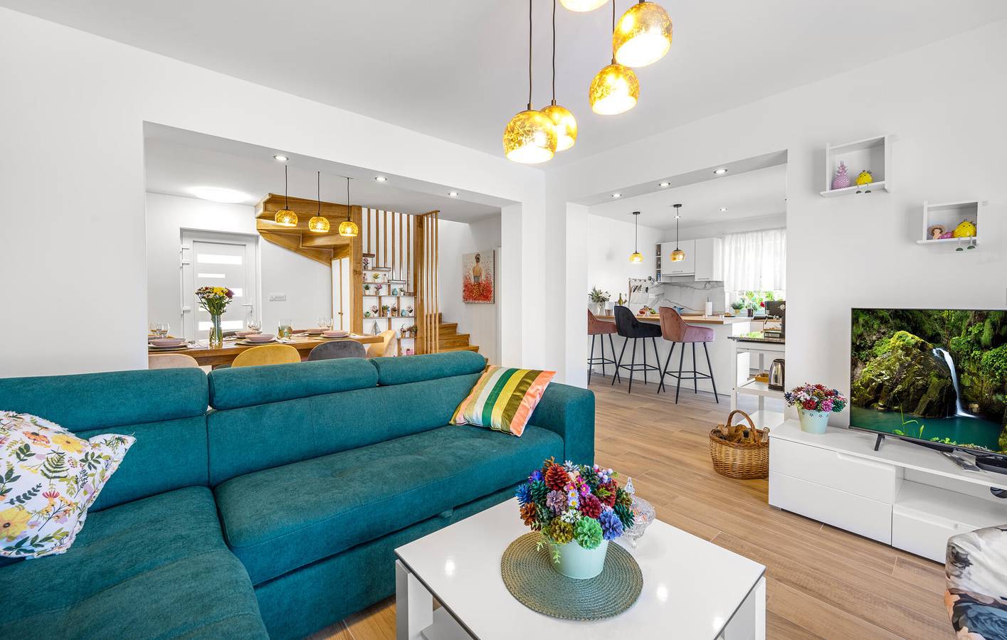 Ferienhaus für 10 Personen mit Terrasse in Pirovac, Šibenik-Knin