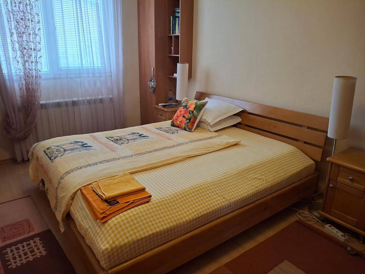 Ganze Ferienwohnung, Double Room with Mountain View in Sofia, Bulgarien