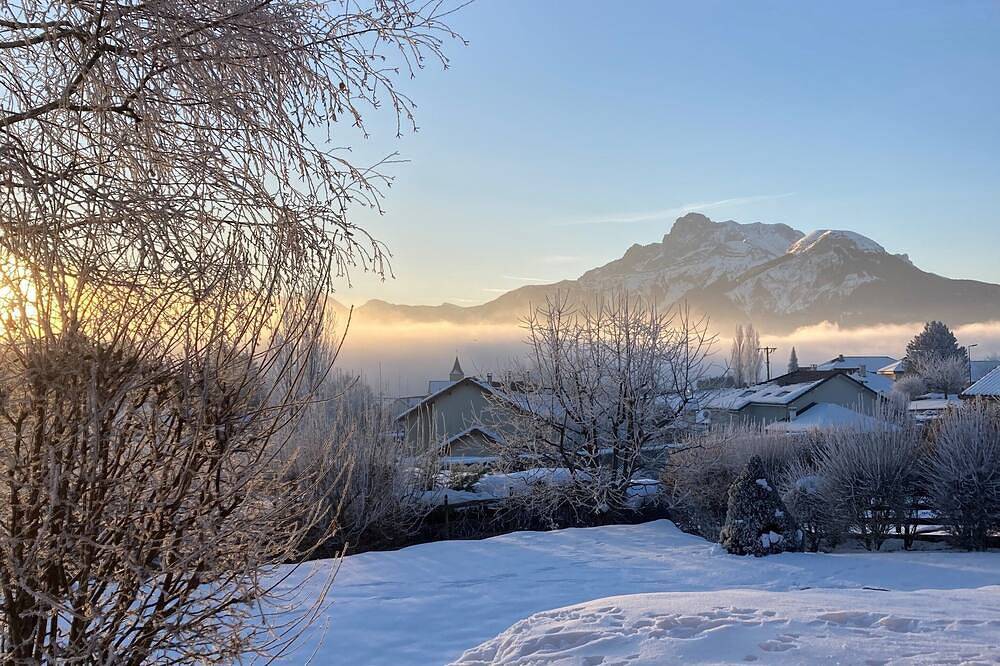 Chalet l'Écrin de Bois-Montagne-4 seasons in Ponsonnas, Isère