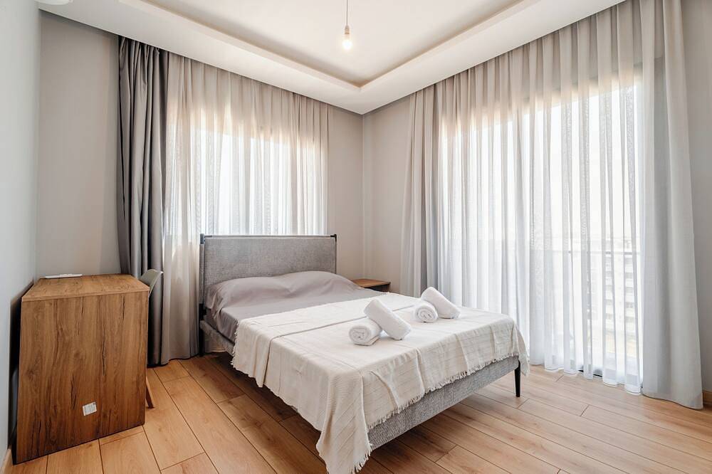 Appartement entier, Luxury & Comfort: 2Br Apt with Full Ac & Sea View in Famagouste, Chypre du Nord