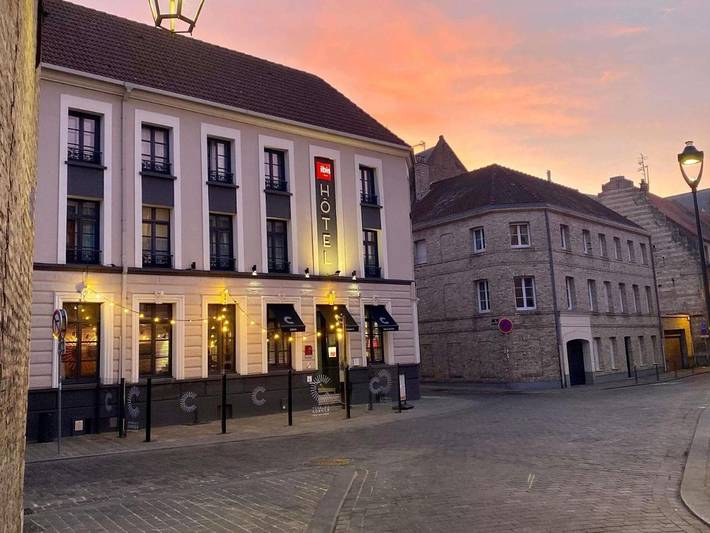 Hôtel pour 3 personnes, avec terrasse, animaux acceptés