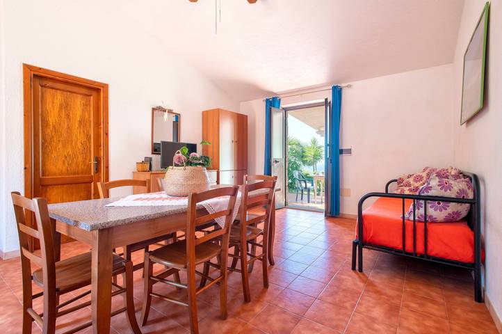 Maison de vacances "La casa vista isola 2" avec vue sur la mer, terrasse et jardin in Pischinazza, Trinità d'Agultu e Vignola