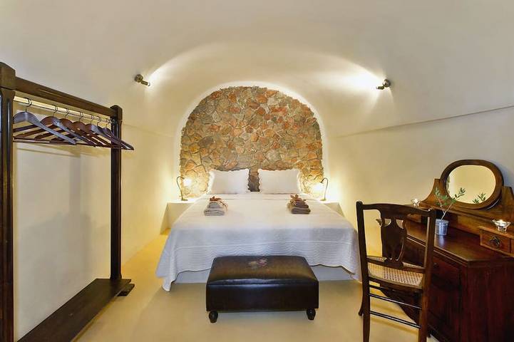 Traditionelle Luxusvilla in Exo Gonia, Santorin