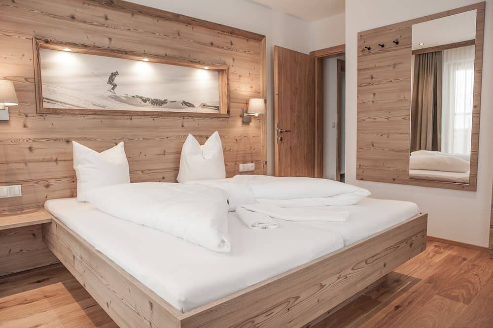 St. Anton's neuestes Chalet - Riffler Lodge - 5 Schlafzimmer mit Kamin und Sauna in Pettneu, Pettneu am Arlberg