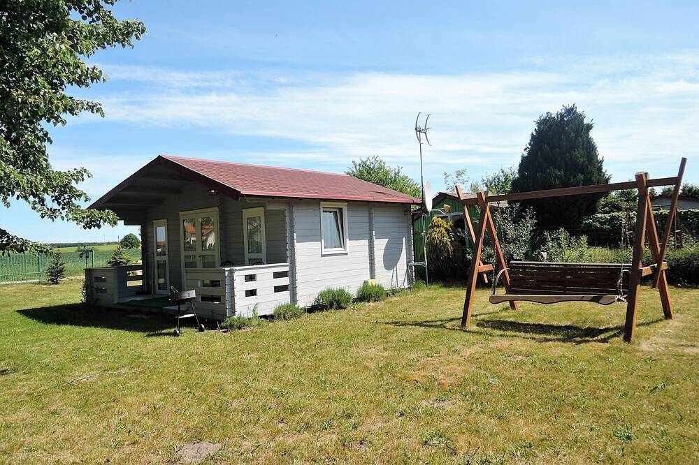 Bungalow in Wrzosowo bij Oostzeestrand in Dziwnówek, Baltic Sea Pomerania