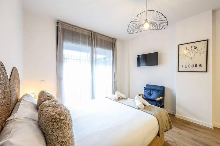 Entire apartment, Elegant studio with a private terrace from RentitUP in San Sebastián de los Reyes, Área Metropolitana de Madrid
