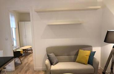 Gîte pour 3 personnes, avec sauna ainsi que balcon et jacuzzi à L'Union