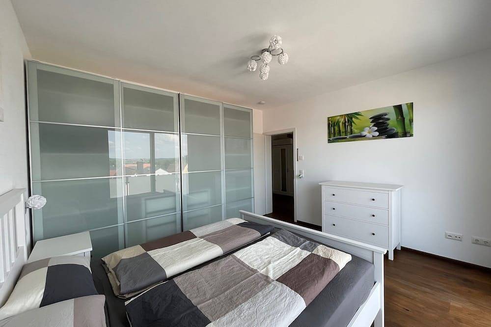 Ganze Wohnung, Ferienwohnung Seeblick 2 in Pleinfeld, Fränkisches Seenland