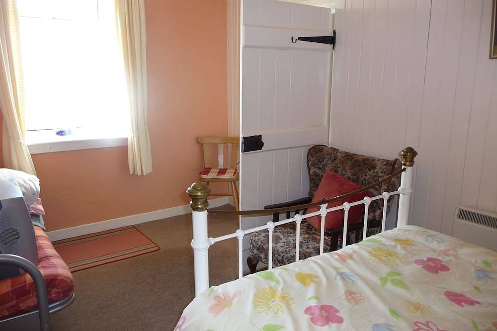 Farmhouse with Magnificent Sea Views in Dingle Peninsula