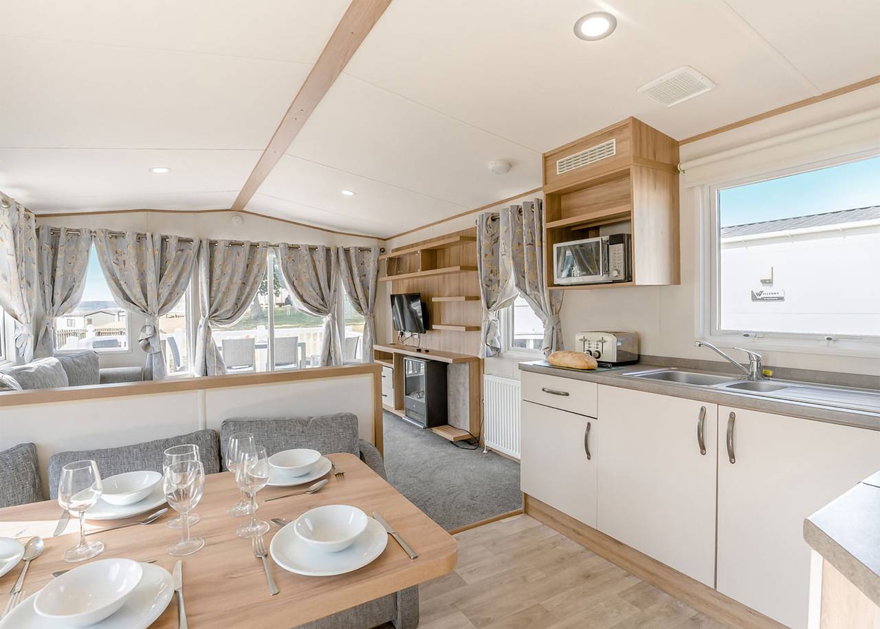 Gold 3 Bedroom Caravan, Sleeps 8 in St. Helens, Isle of Wight