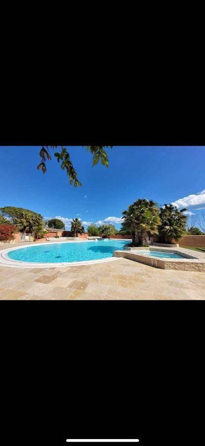 Camping pour 6 personnes, animaux acceptés - 1