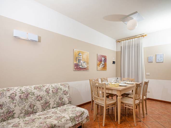 Appartamento intero, Appartamento nel Residence Eden a Peschiera in Castelnuovo del Garda, Prealpi Gardesane