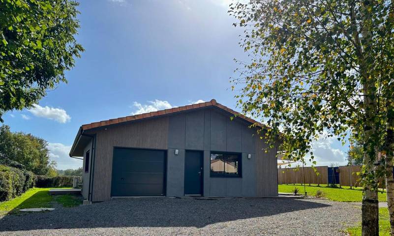 Location de vacances pour 6 personnes, avec jardin et vue à Courlay