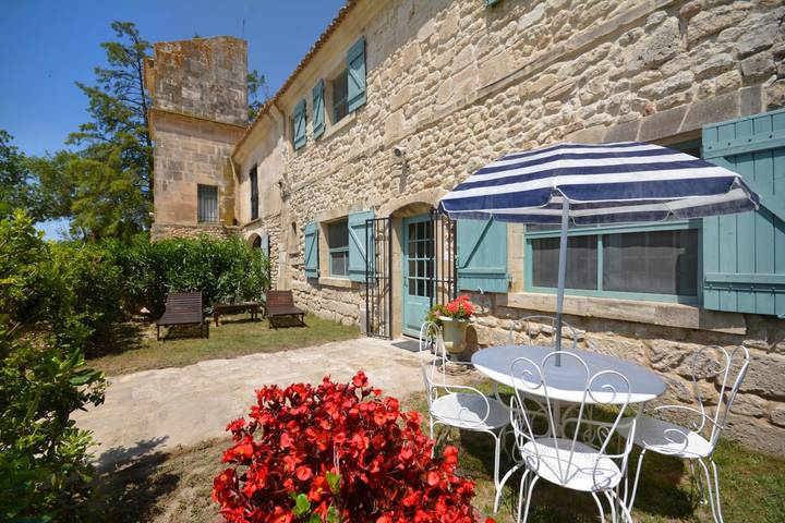 Maison de vacances pour 4 personnes, avec jardin et piscine