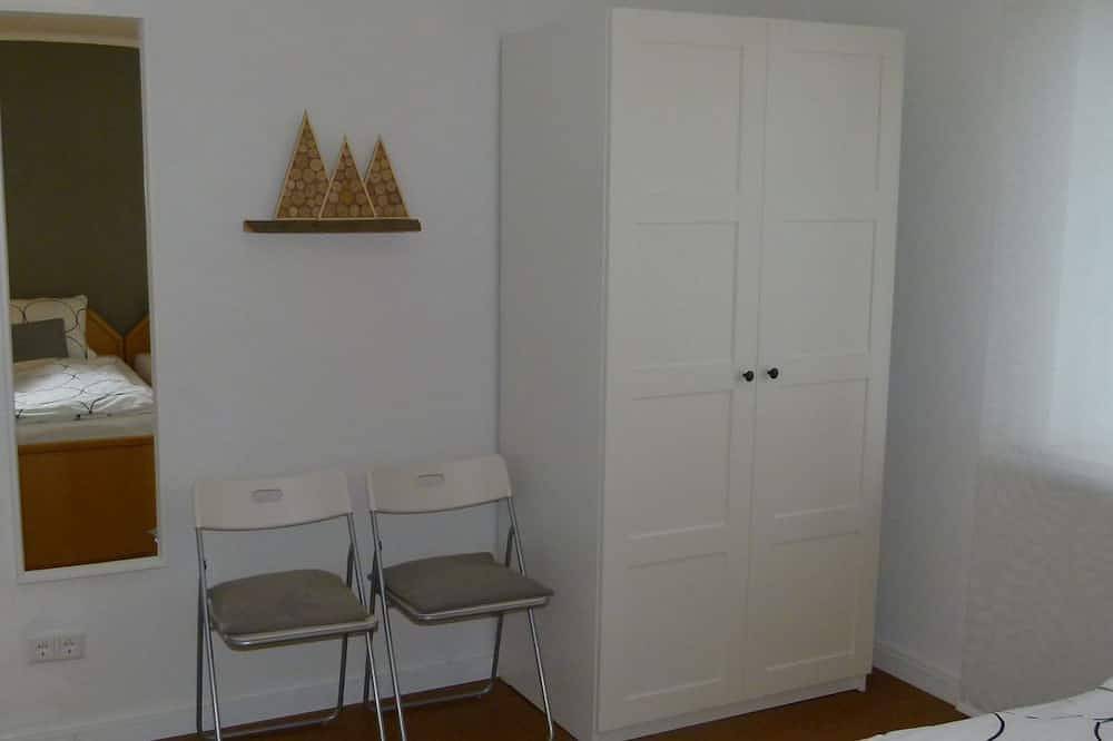 Ganze Wohnung, Ferienwohnung, 73qm, 2 Schlafzimmer, max. 5 Personen in Kirchhundem, Sauerland