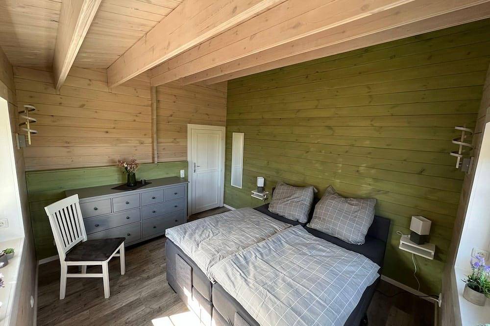 Idyllisches Blockbohlenhaus mit eigenem Garten und Sauna zum Wohlfühlen in Martensrade, Südliche Ostseeküste