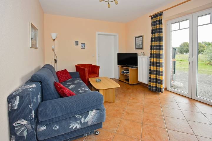Ferienwohnung für 6 Personen, mit Terrasse und Garten in Redewisch - 2