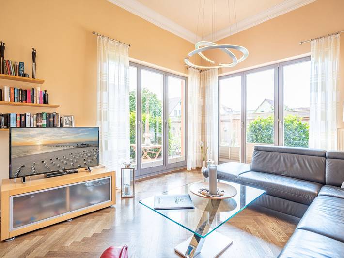 Ferienwohnung für 3 Personen, mit Balkon und Terrasse sowie Garten und Sauna