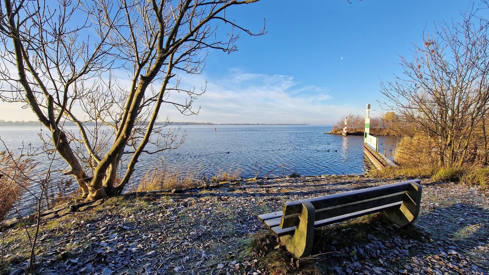 Marina Parcs — Tiny Wagon 2 pers (Nr 7-10), aan het water in Nederlandse kust