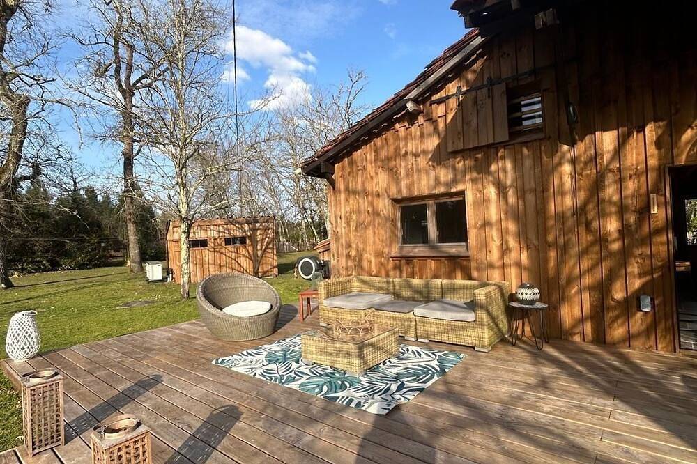 Chalet in the heart of the Landes forest in Argelouse, Landes
