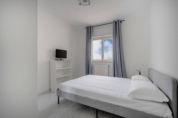 Appartamento intero, Appartamento 'Profumo Di Mare' con vista mare, Wi-Fi e aria condizionata in Lama Monachile (Polignano a Mare), Polignano a Mare