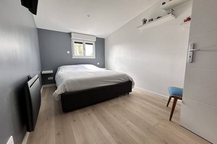 Gîte pour 9 personnes, avec terrasse et jardin à Les Attaques - 4