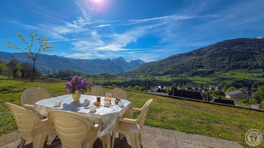 Gîte pour 8 personnes, avec terrasse à Arras-en-Lavedan - 2
