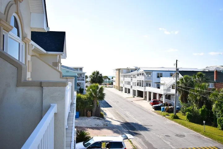 Vacation house for 9 people, with balcony - 1
