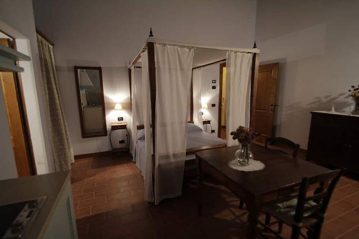 Ganze Wohnung, Ferienhaus am Ufer des Flusses Po und von grünen in Emiliana umgeben in Bondeno, Ferrara Provinz