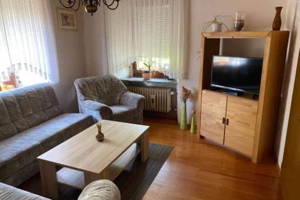 Small Moselle house in Piesport, Bernkastel-Kues en Omgeving