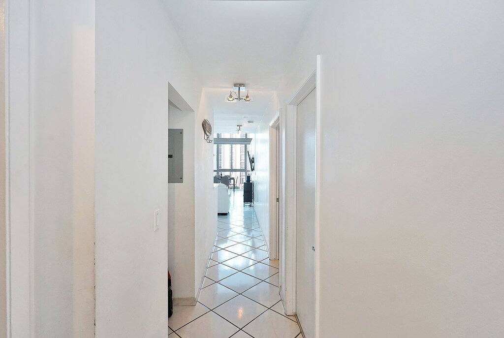 Ganze Wohnung, 2 Schlafzimmer Wohnung am Strand in Miami Beach in Atlantic Heights, Miami Beach