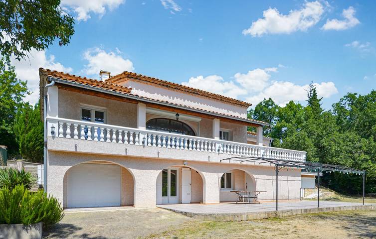 Maison de vacances pour 12 personnes, avec piscine et terrasse