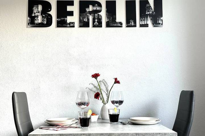 Ferienwohnung für 2 Personen, mit Garten in Tempelhof Berlin