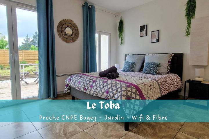 Gîte pour 2 personnes, avec Terrasse et Jardin dans Ambutrix