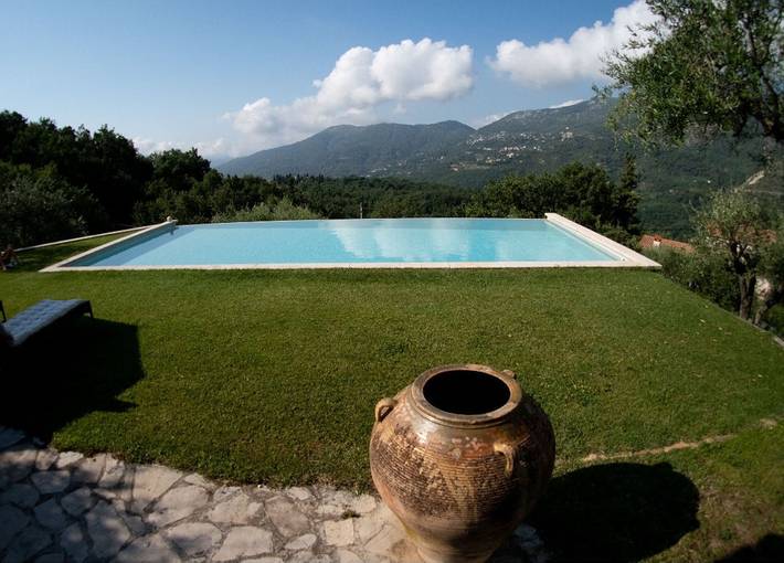Chambre d’hôte pour 2 personnes, avec jardin et piscine en Provence-Alpes-Côte d'Azur - 2