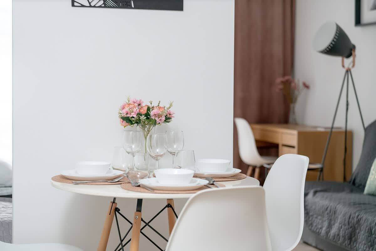 Entire studio, Niemena 6 | Cozy Studio | Parking in Poznan, Greater Poland