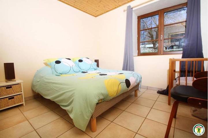 Location de vacances pour 8 personnes, avec vue ainsi que terrasse et jardin à Saint-Martin-en-Vercors - 2
