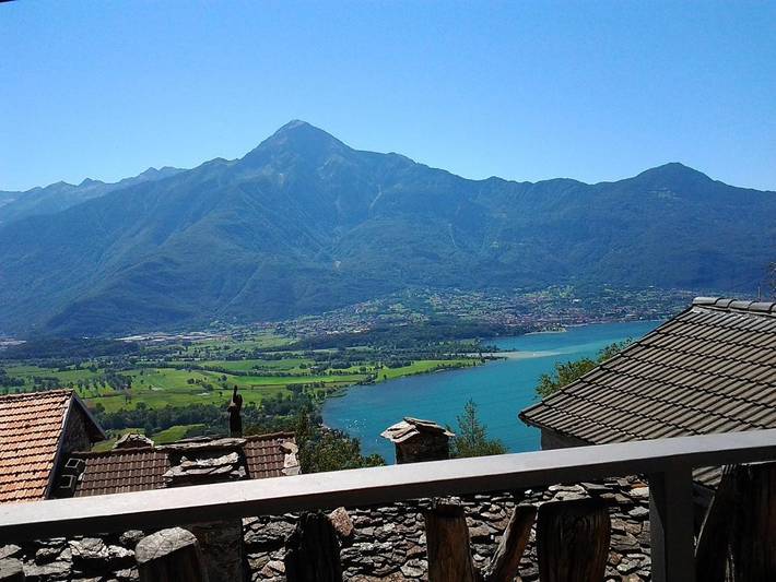 Ferienwohnung für 6 Personen, mit Ausblick und Seeblick sowie Terrasse