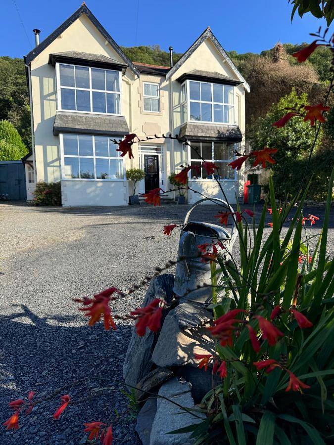 Holiday rental for 10 people, with Garden and View in Fairbourne