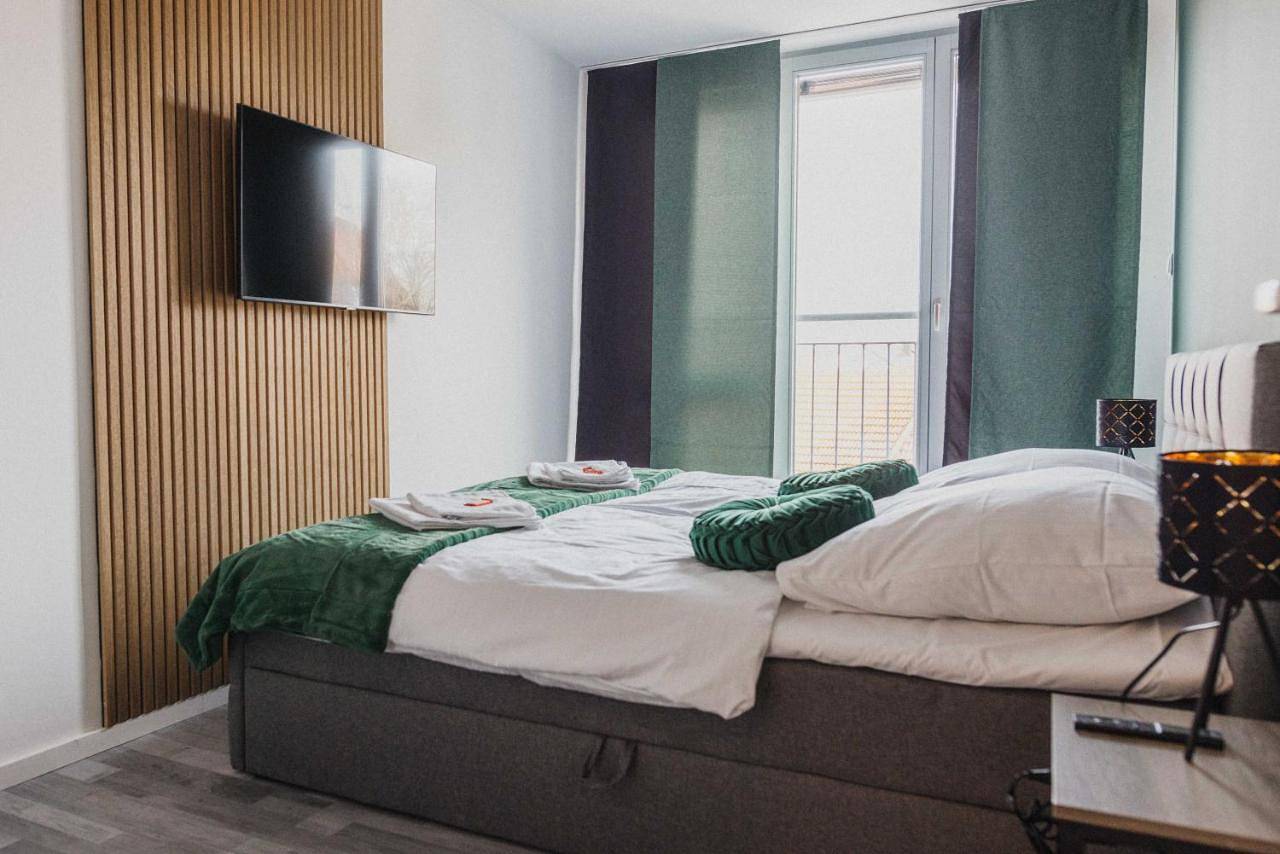 Ganze Wohnung, Luxury 4 Bedroom Apartment/Therme Erding/Parking in Erding, Oberbayern