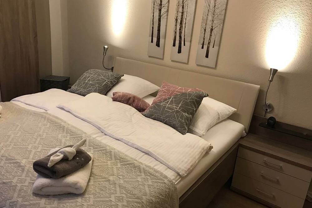 Ganze Wohnung, Gästehaus Jung - Ferienwohnung Melanie in Kirn, Pfälzer Bergland