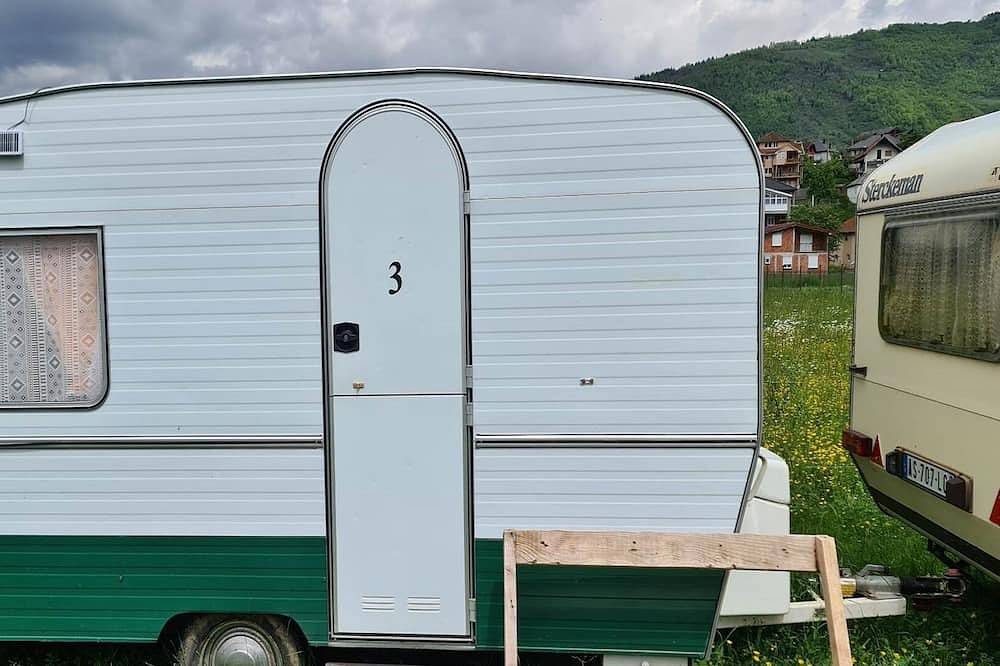 Romanticna kucica in Montenegro