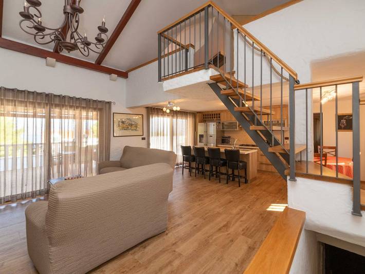 Villa pour 7 personnes, avec bassin pour enfant et terrasse, adapté aux familles à Supetar - 2