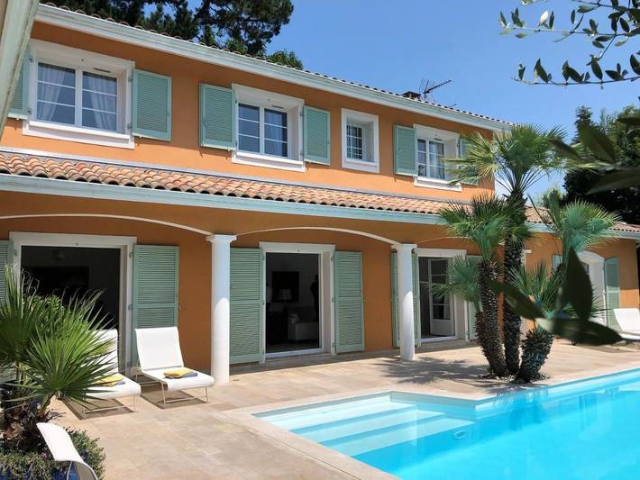 Villa pour 10 personnes, avec jardin et piscine, adapté aux familles à Biarritz - 4