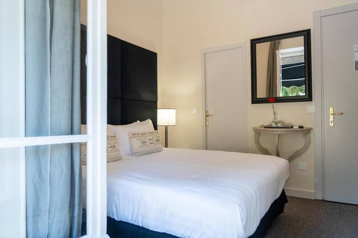 Hôtel pour 2 personnes, avec terrasse à Cap-d'Ail - 3