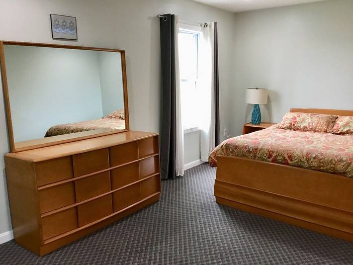 Vacation house for 14 people, with yard and balcony in Rhode Island