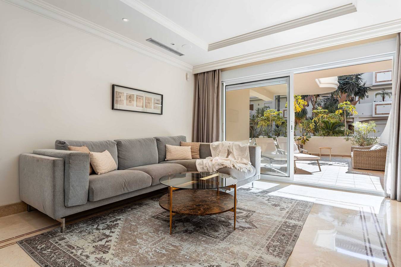 Appartamento intero, Appartamento vacanze per 4 persone con piscina in Nueva Andalucia Golf Valley, Marbella