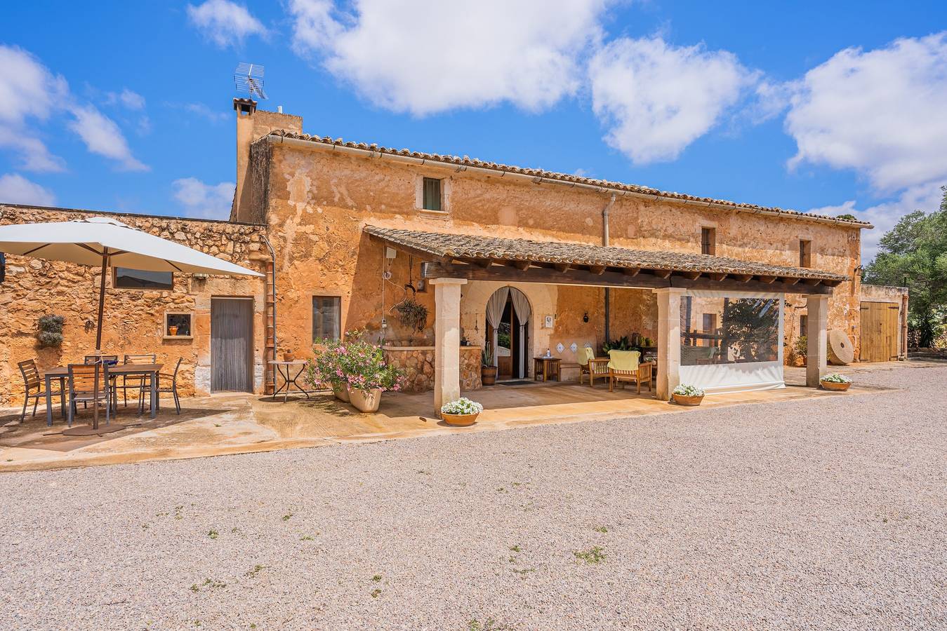 Agroturismo "Son Galileu" with Garden, Wi-Fi, Pool and Terrace in Llucmajor, South Majorca
