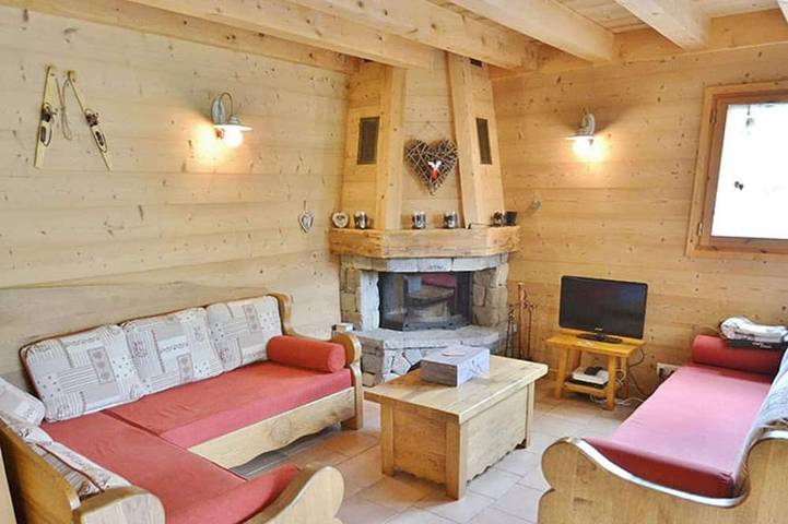 Ganze Wohnung, Superbes Triplex dans Chalet Traditionnel au Pied des Pistes - 8 Couchages, Terrasse et Garage in Le Grand-Bornand, Annecy und Umgebung
