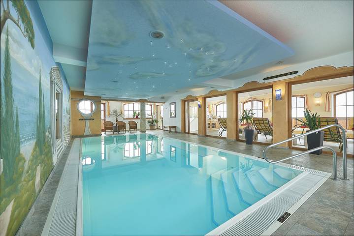 Hotel für 4 Personen, mit Balkon und Terrasse sowie Garten und Sauna in Maria Alm